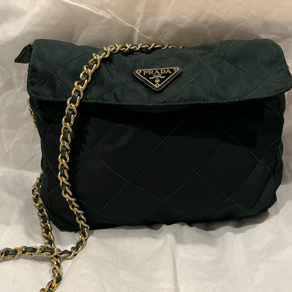 Prada Green Tessuto Quilted Nylon Shoulder Bag with Gold Chain - Picture 3 of 13